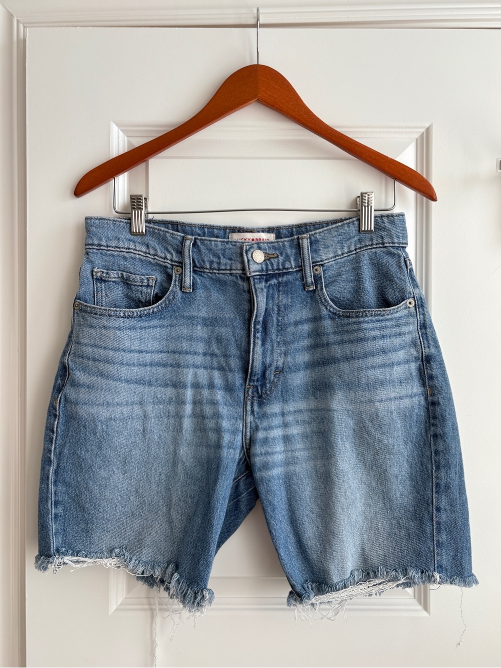 Lucky Brand Light Blue Denim boy Cutoff ripped Shorts size 6 28